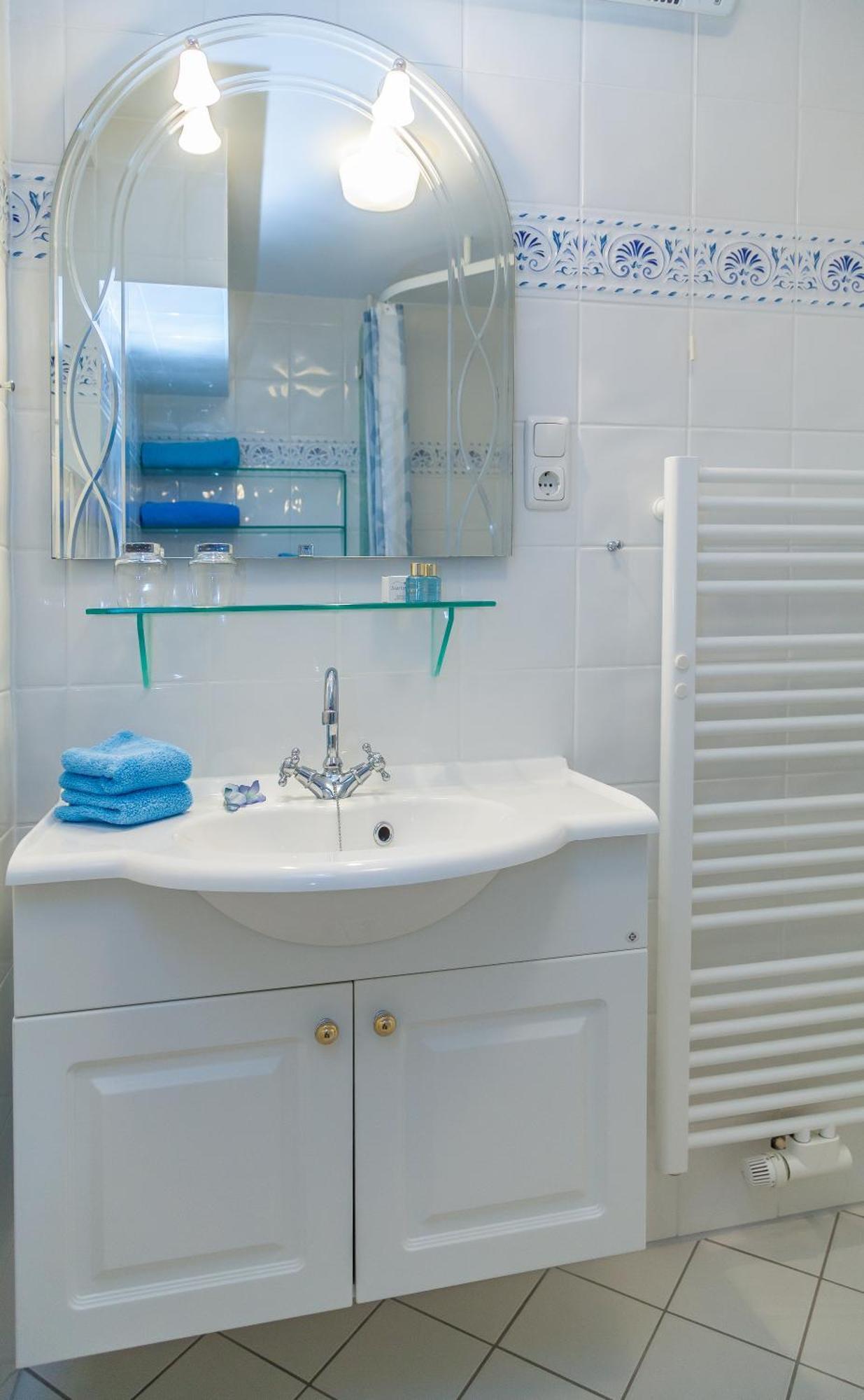Hotel Wiesbaden Wenningstedt-Braderup Quarto foto